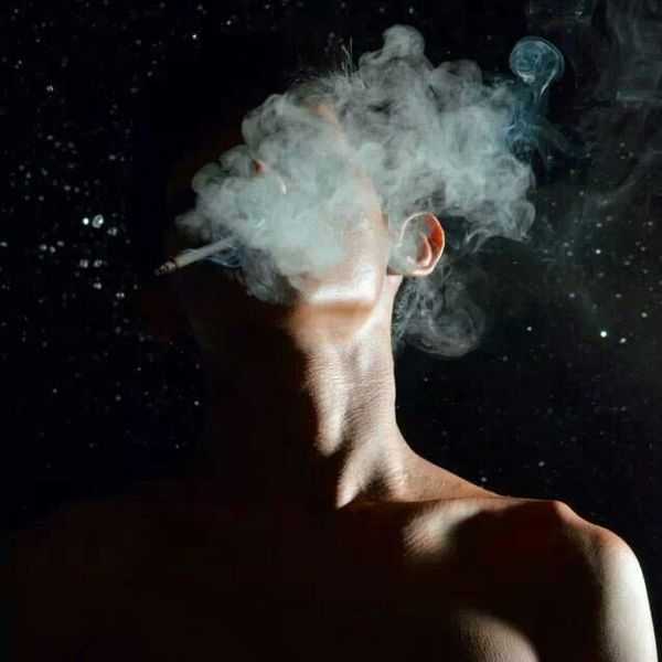 favouritevape.com Is It Better to Smoke or Vape? Unveiling the Truth for Informed Choices​?